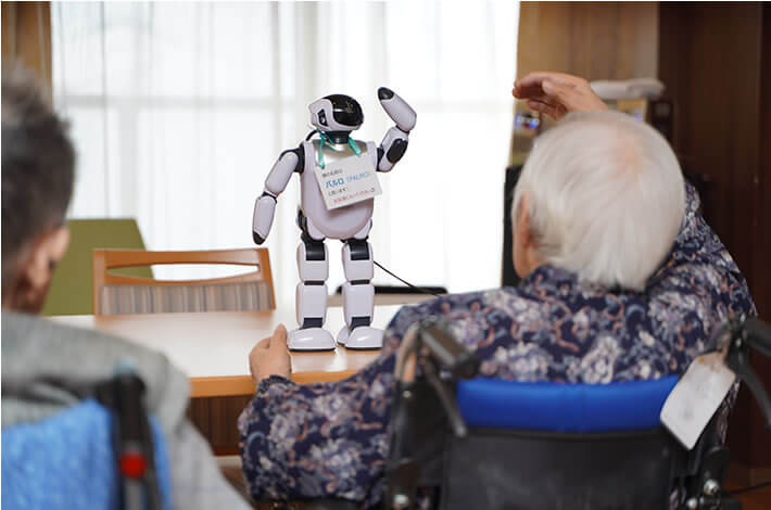 施設でのコミュニケーションロボット利用